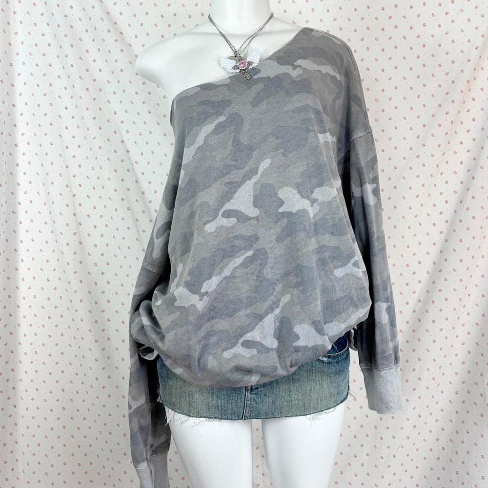 y2k grey camo one shoulder long sleeve top fitted vintage